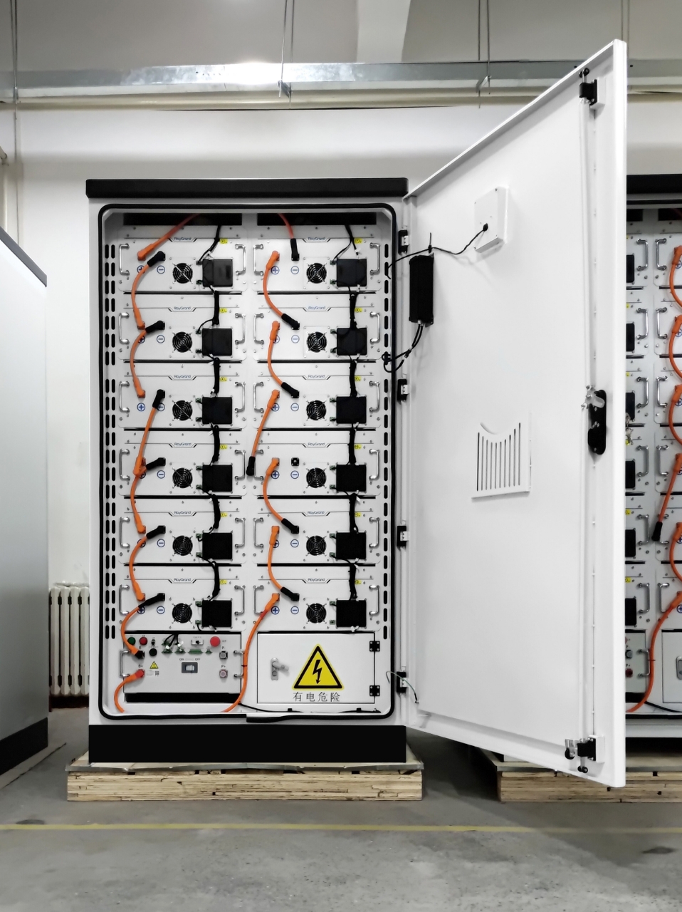 Industrial and commercial energy storage products
